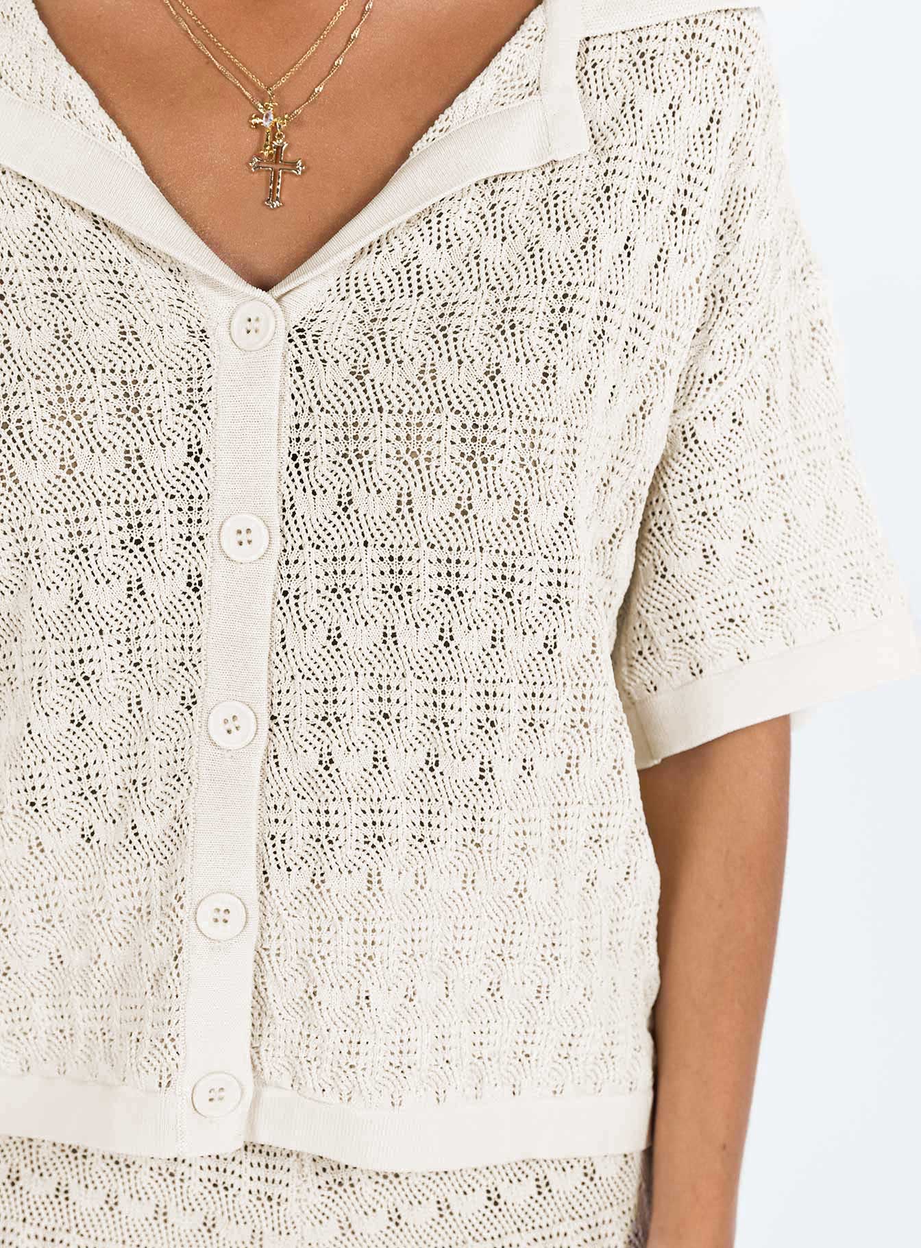 Matching set Knit material Cropped shirt Classic collar Button fastening at front Pants Thick elasticated waistband Wide leg Good stretch Unlined 