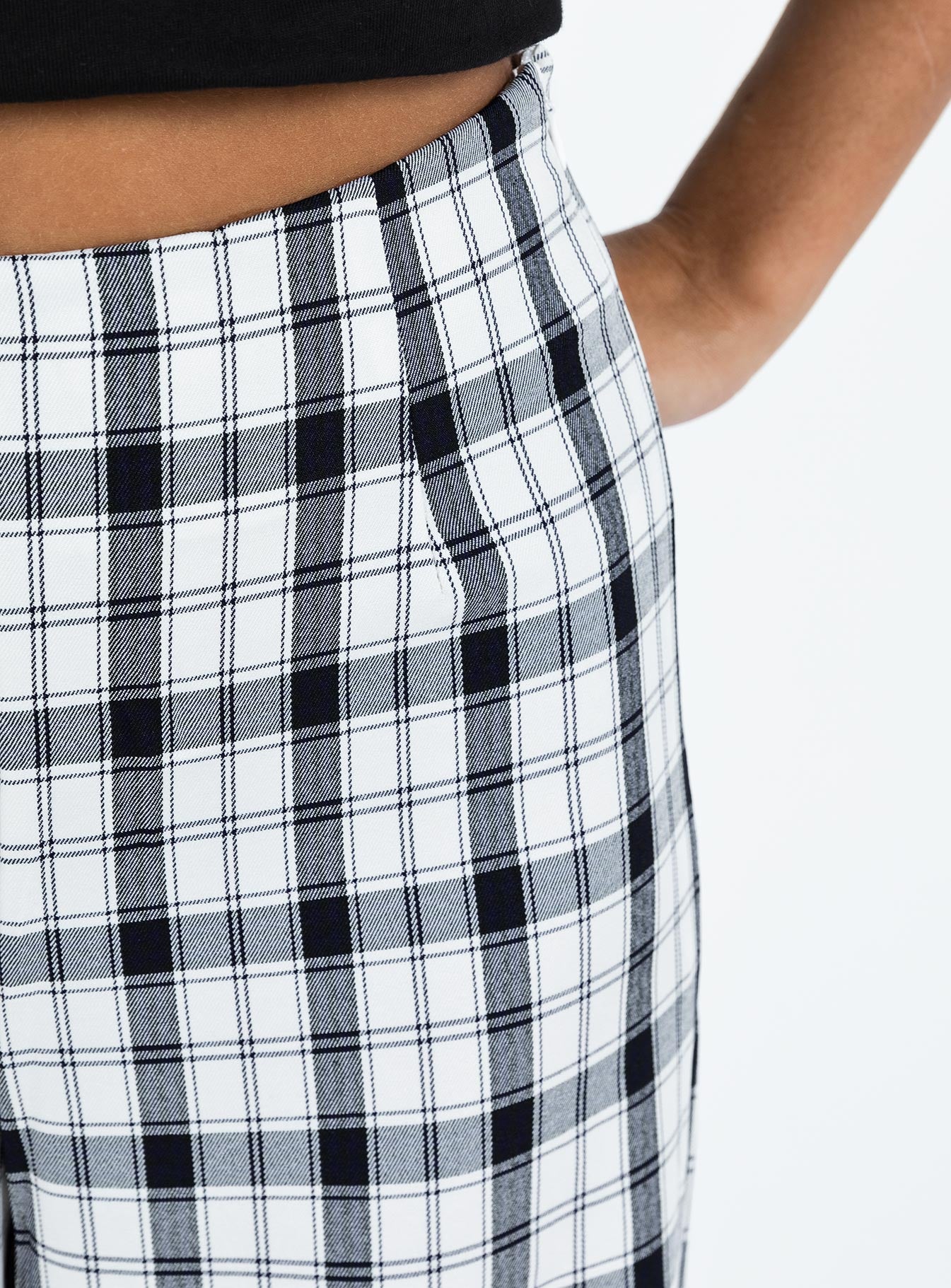 product Princess Polly High Waisted Pants  Euros Check Pants Black / White Petite