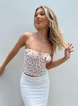 Front view of model wearing  front Princess Polly Sleeveless Sweetheart  Rizzi Top Floral