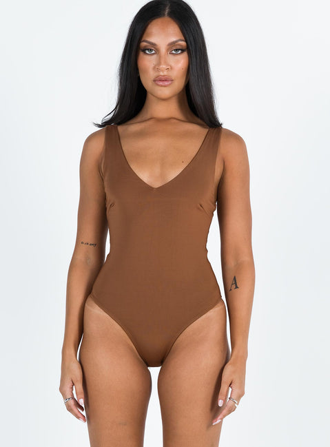 front view of model wearing Princess Polly Sosie Bodysuit Brown Sleeveless Plunger 