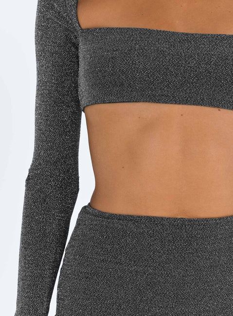 Matching set Sparkly material Long sleeve top Square neckline Maxi skirt Leg slit