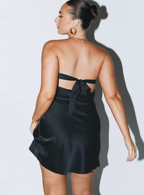 Front view of model wearing  front Princess Polly Square Neck  Jasmyn Mini Dress Black