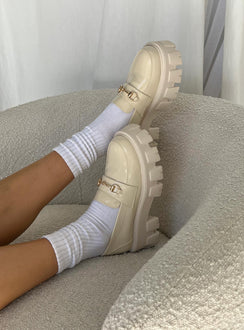 Loafers Faux patent leather  Platform base Treaded sole Gold-toned snaffle detail Rounded toe