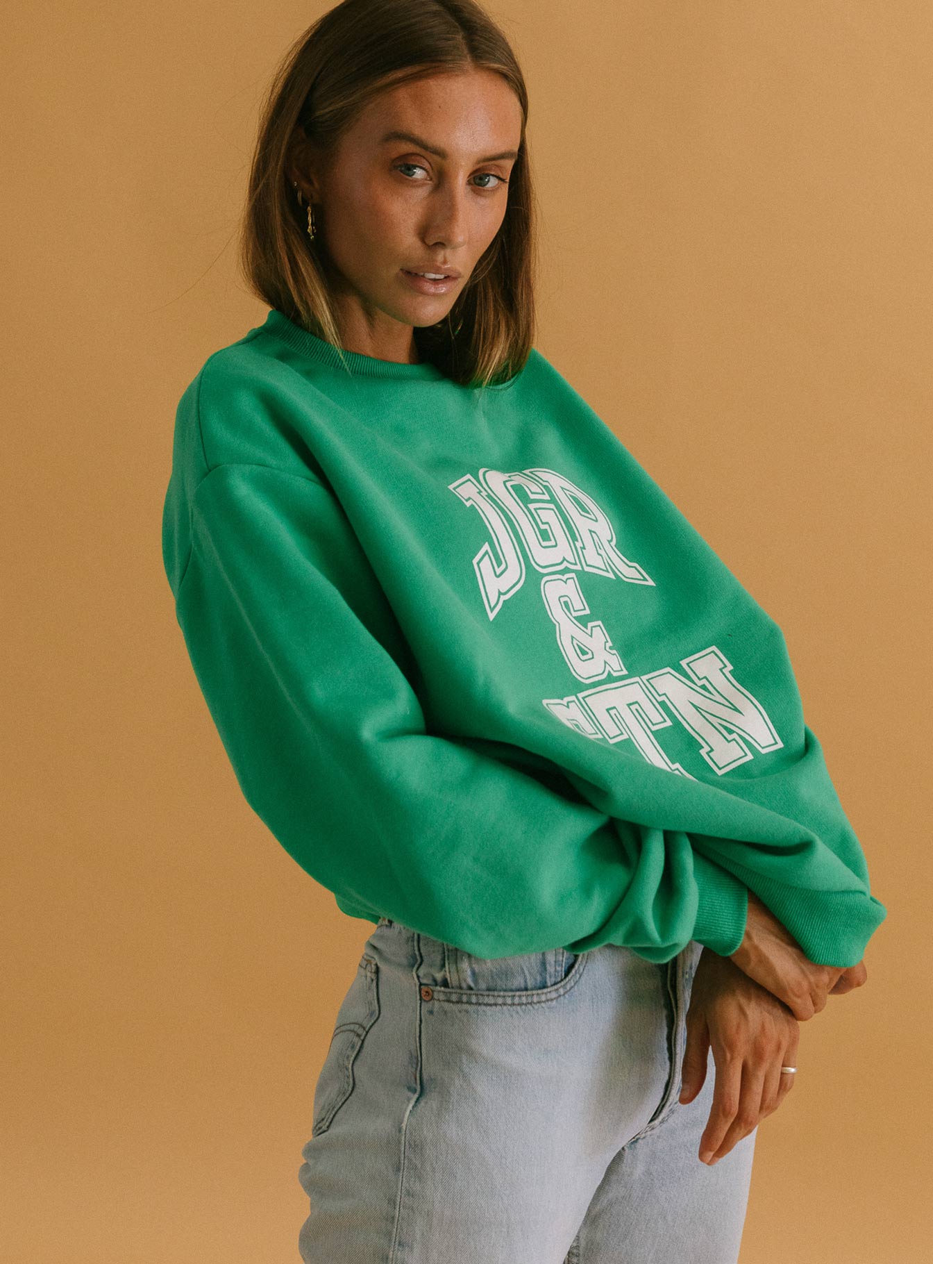 Apple green sweatshirt online