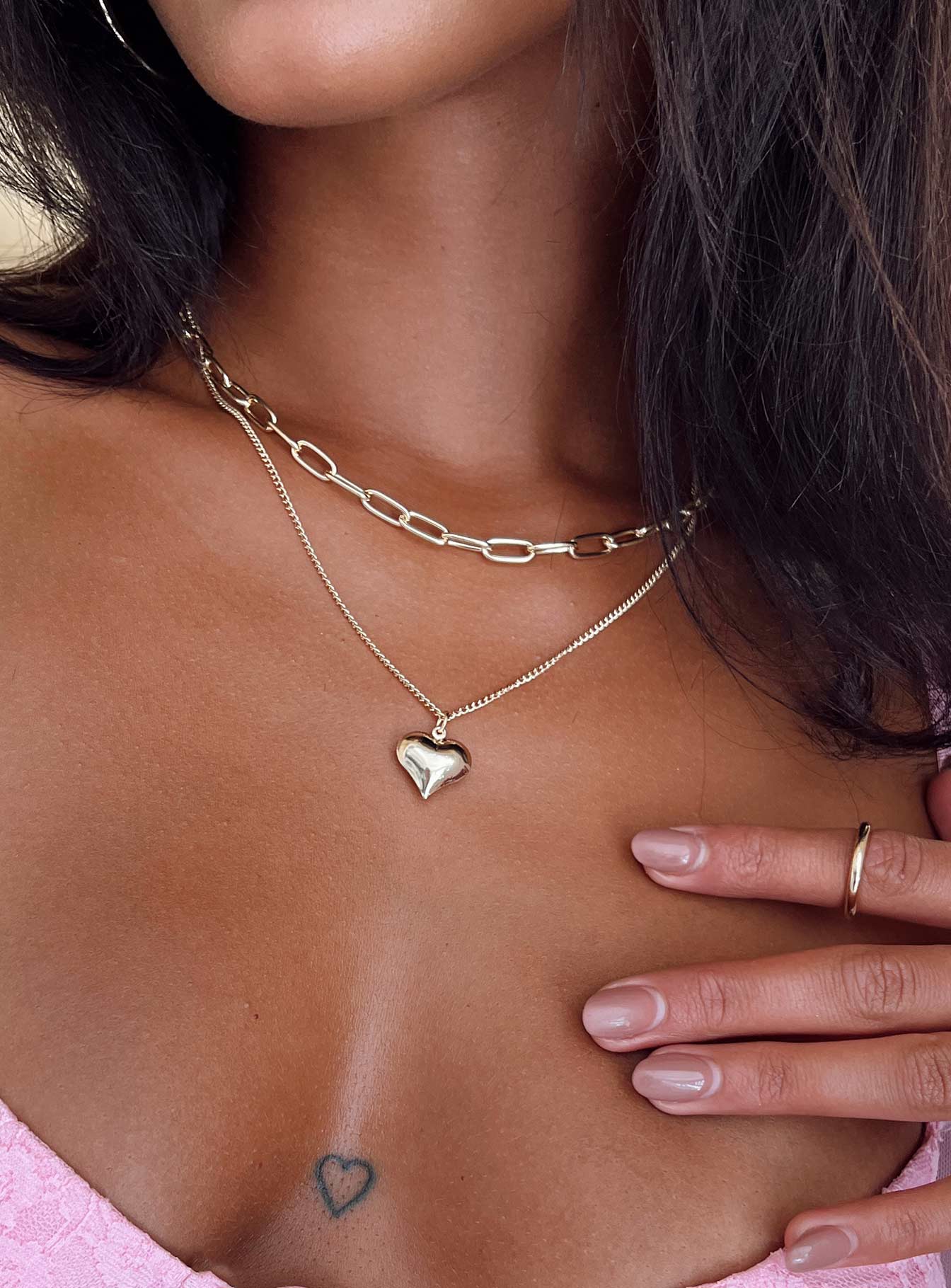 Lorinda Heart Necklace Gold